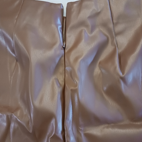 Commence Mini Skirt - Faux Leather - Picture 4 of 10